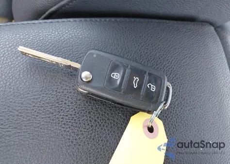 2011 Volkswagen Jetta 2.5L Se from USA, damaged, VIN 3VWDZ7AJXBM319068